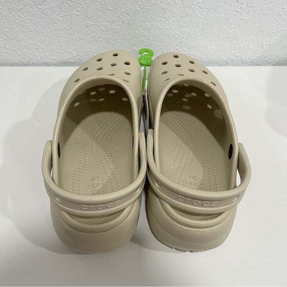 Crocs Women’s Classic Platform Clog - Bone - NWT - Picture 4 of 8